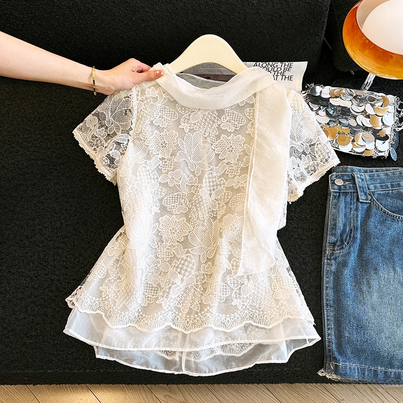 Embroidery Unique Design - Elegante Camicia in Pizzo Traforata con