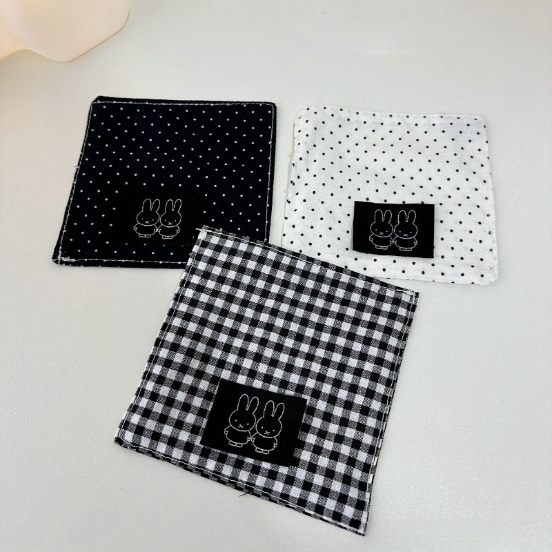 Sottobicchieri in Tessuto dell - Embroidery Room recensione e prezzo