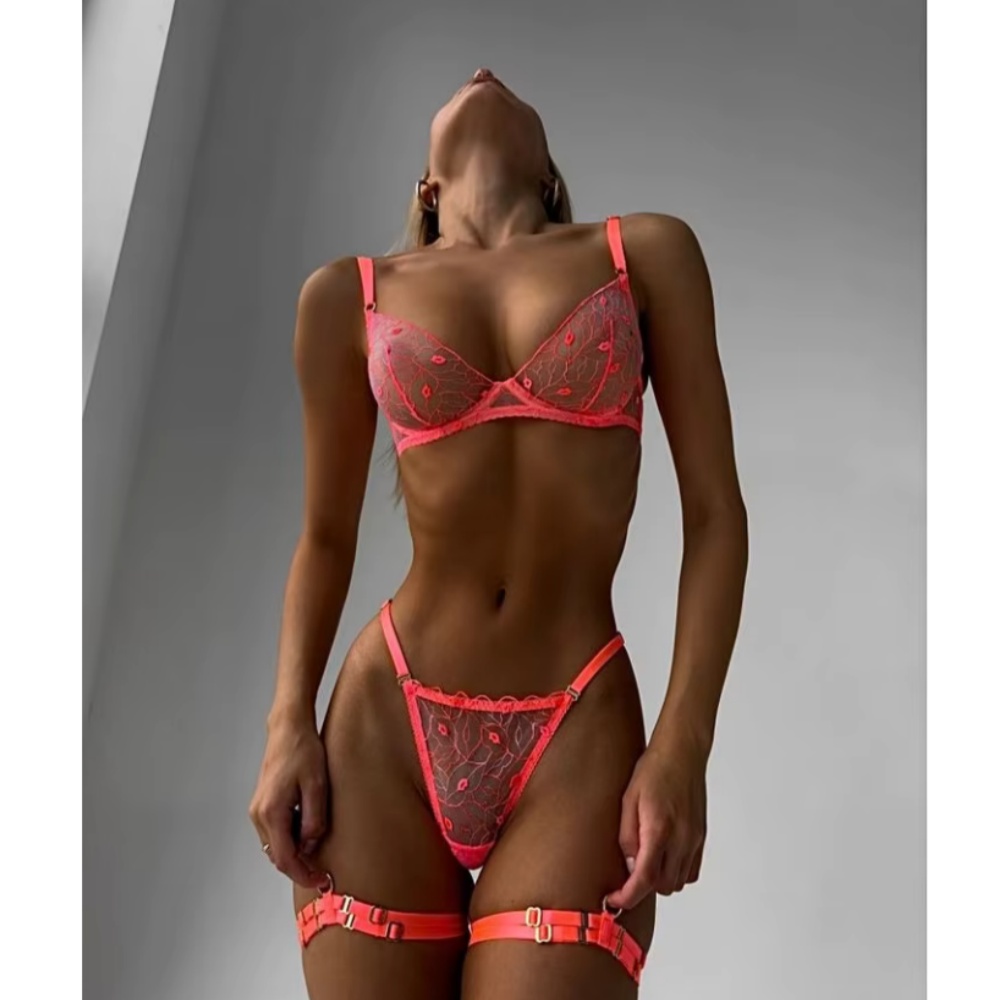 Krasapt Sexy arancione labbra  - Embroidery Lips recensione e prezzo