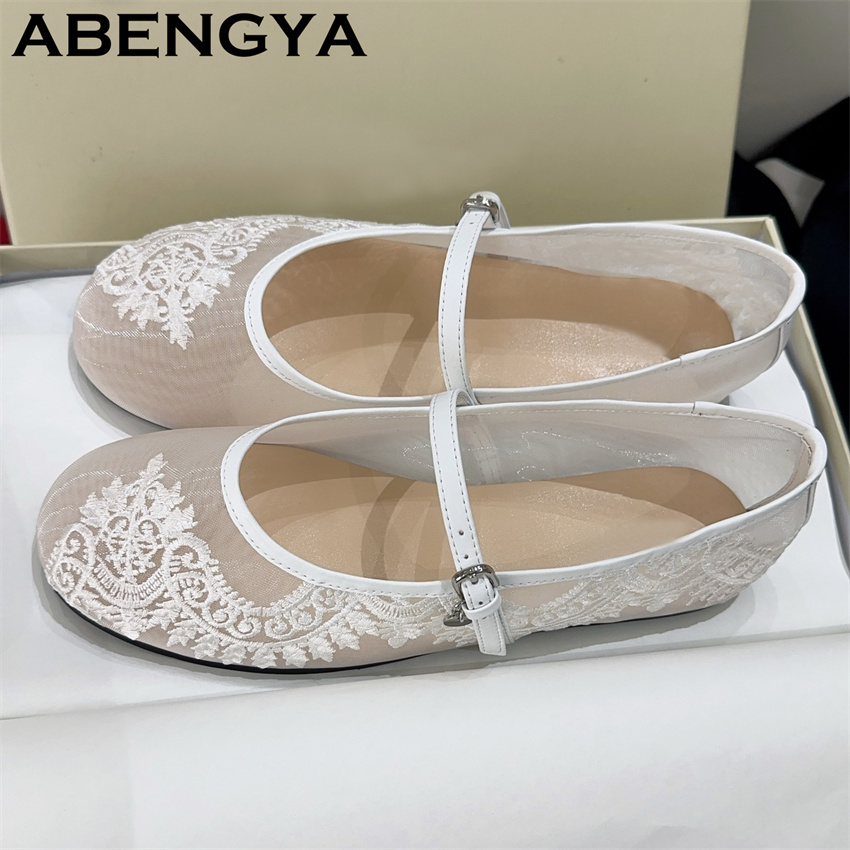 Scarpe Basse Ricamate in Pizzo - Embroidery Designer recensione e prezzo