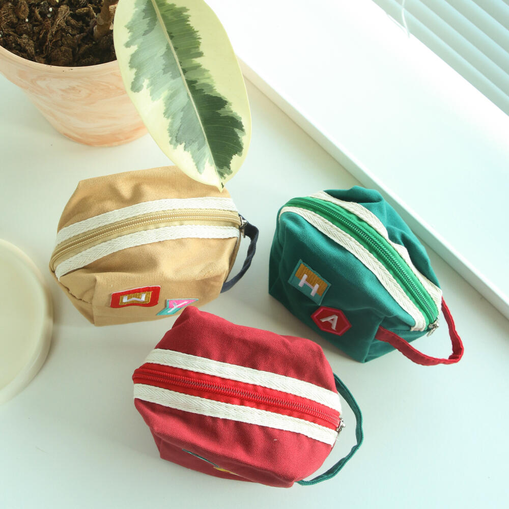 Pochette in Tela Personalizzat - Embroidery Alphabet recensione e prezzo